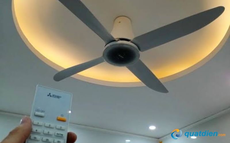 Remote giúp điều chỉnh quạt ngay tại vị trí sử dụng