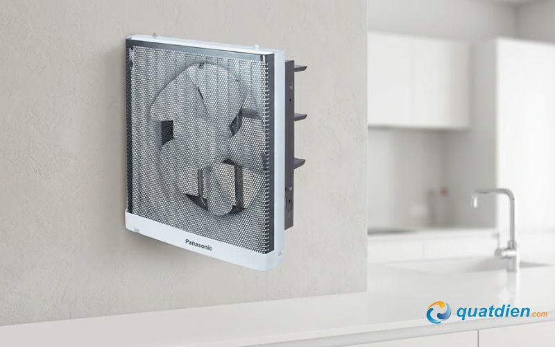 Quạt hút mùi Panasonic FV-25AUF1 giúp loại bỏ khói, mùi hiệu quả và giữ không gian bếp luôn thông thoáng.