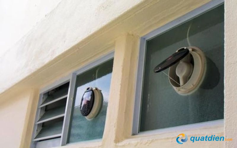 Quạt hút gắn kính lắp trên cửa kính hiện đại