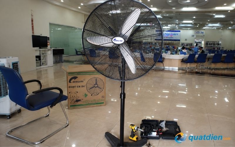 Chinghai HS24-ĐN3T có cánh quạt 60cm