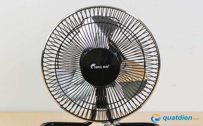 Chinghai FF910 thiết kế nhỏ gọn và khả năng tạo luồng gió ở tầm thấp