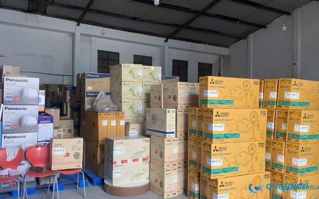 Mua hàng quạt đứng Chinghai HS916B chính hãng tại kho