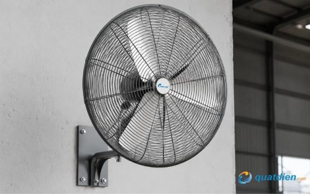 Quạt Chinghai W24-3T có kết cấu kim loại chắc chắn
