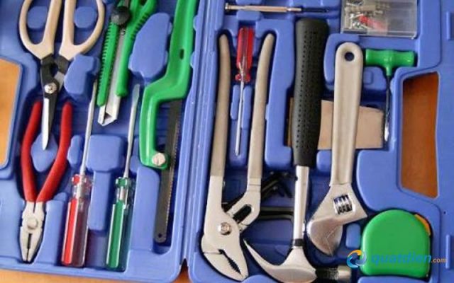 Chuẩn bị các dụng cụ lắp đặt