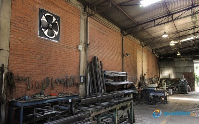 Deton TAG 60-4 có khung tròn và cột áp công bố 180Pa
