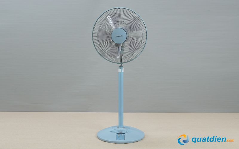 Quạt lửng Panasonic thương hiệu cao cấp, bền bỉ