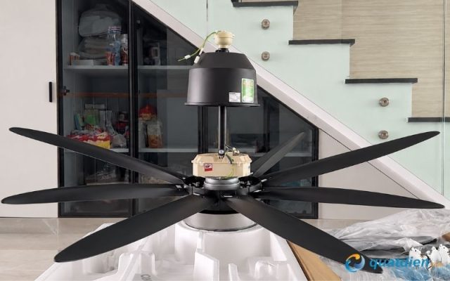 Hệ thống an toàn của quạt trần Panasonic F-80ZBR với khóa cánh, dây an toàn và công tắc an toàn