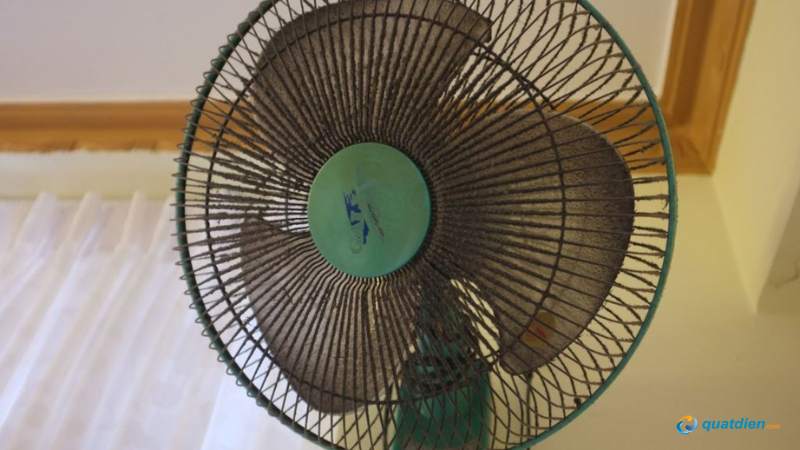 Quạt không quay dù motor vẫn phát tiếng