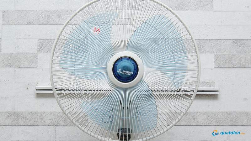 Quạt treo tường Mitsubishi chính hãng, chuẩn công nghệ Nhật Bản