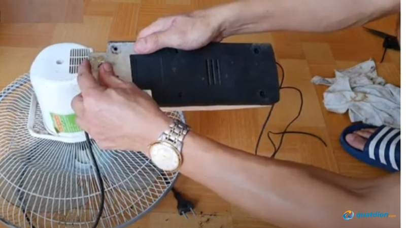 Cấm điện và sử dụng quạt thử