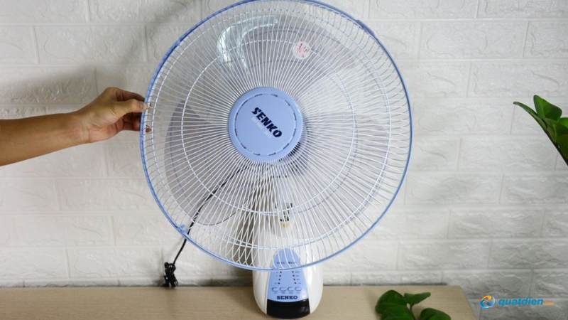 Quạt treo tường Senko TR1628