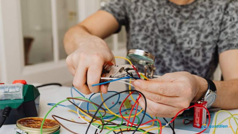 Kiểm tra quạt lần cuối trước khi dùng