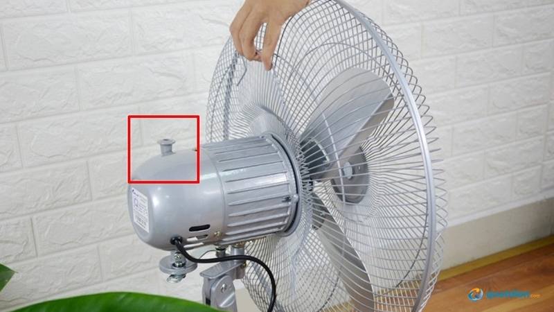 Quạt Senko không đảo do hỏng chuyển hướng