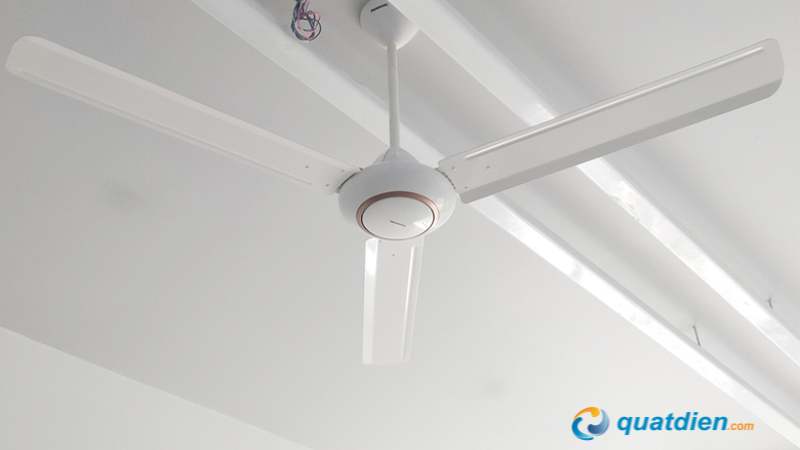 Quạt 3 cánh Panasonic dễ lắp đặt và sử dụng