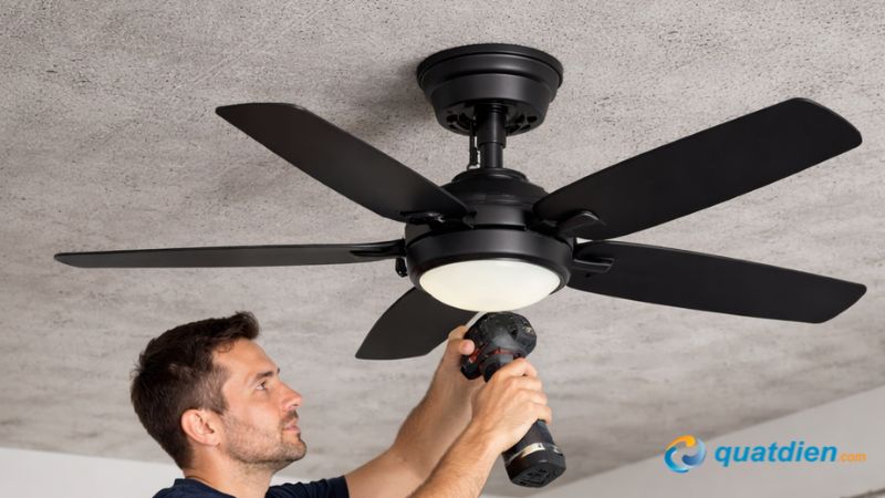 Lắp quạt trần tại nhà trên trần xi măng siêu đơn giản 
