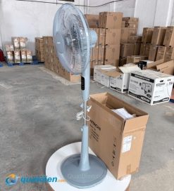 Quạt đứng Hitachi LF-A6RCGN có remote điều khiển từ xa