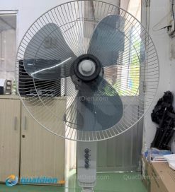 Lồng và cánh quạt đứng Sharp PJ-S40MV-LG thiết kế đẹp mắt