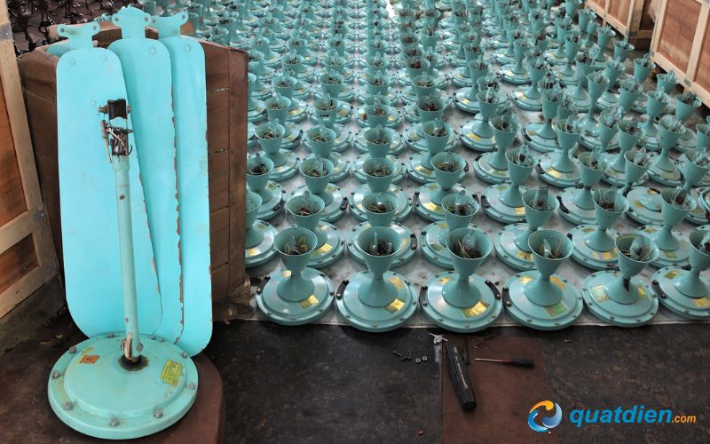 Quạt trần cũ giá rẻ dễ tìm, tiết kiệm